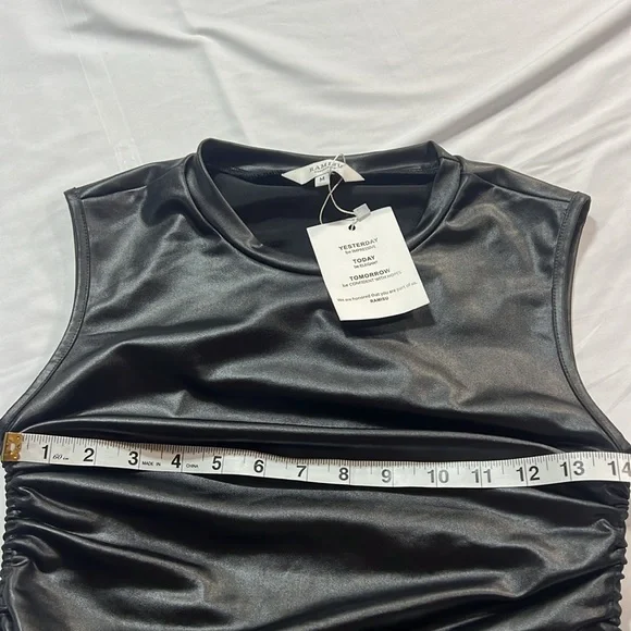 Ramisu black stretchy pleather dress NWT size medium - Picture 5 of 8